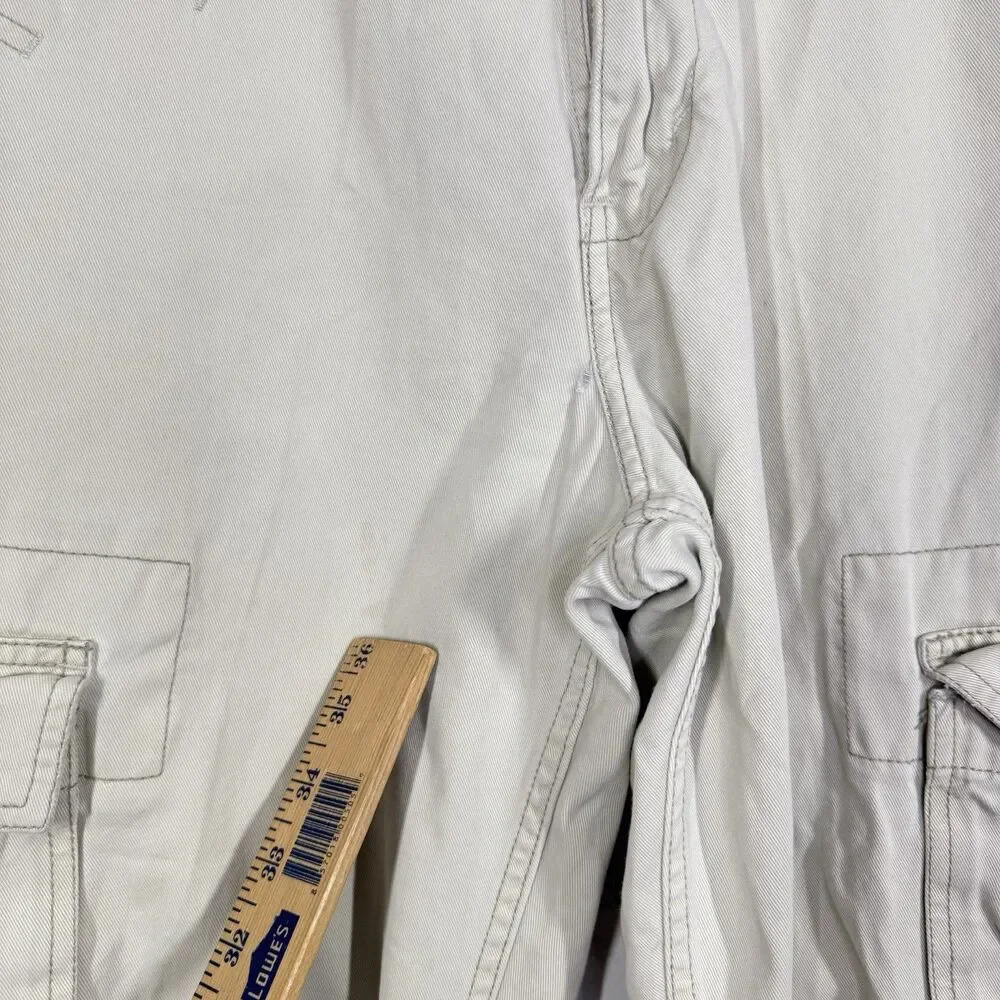 Vintage Y2K Levi's Cargo Pants Men Size 30x32 Beige Baggy Loose Straight Hip Hop